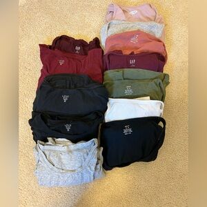 Gap and Aerie maternity tanks and long sleeve tops-sz m